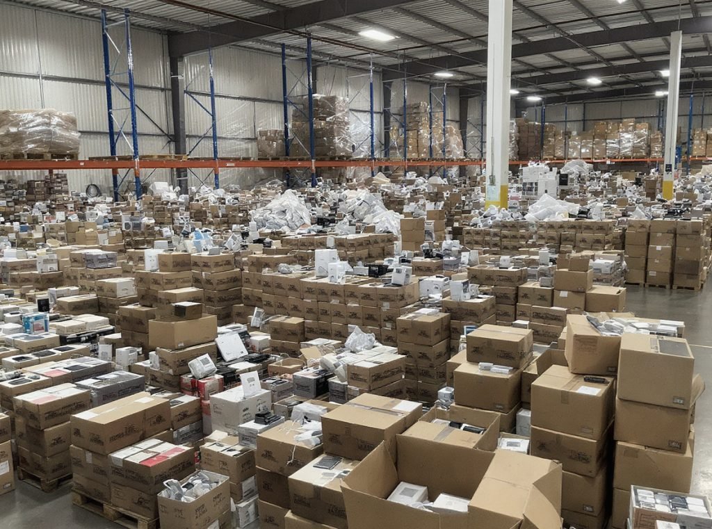 Smartwatch wholesale inventory for retailers - bulk notification wearables
